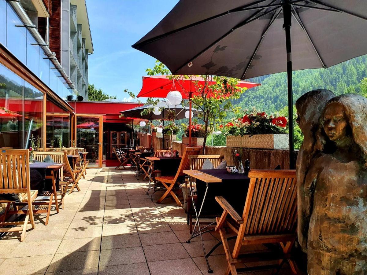 "Quality Hosts Arlberg" Hotel Lux Alpinae Санкт-Антон-ам-Арльберг Экстерьер фото